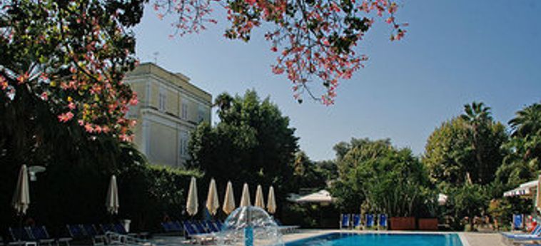 Hotel Mediterraneo:  KUSTE VON SORRENTO 