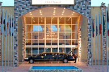 Movenpick Hotel Kuwait:  KUWAIT CITY