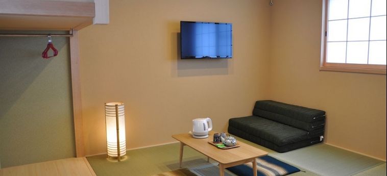 Guesthouse Soi - Formerly Sim's Cozy Guesthouse:  KYOTO - KYOTO PREFECTURE