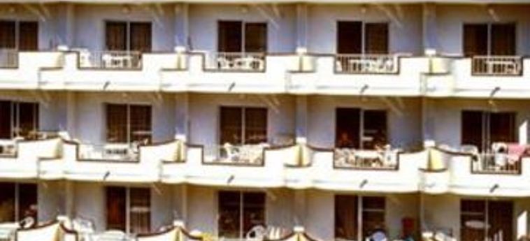 Hotel Els Salats Apartamentos:  L' ESTARTIT - COSTA BRAVA