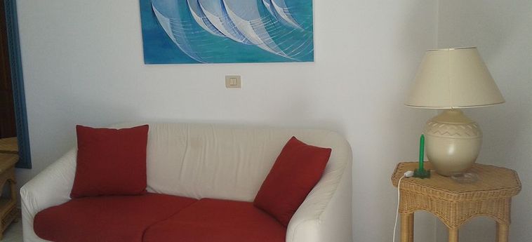 Hotel Apartamentos Playa Delphin:  LA PALMA - ISOLE CANARIE