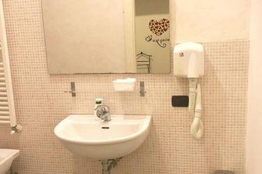 Hotel Sapore Di Mare 5 Terre Affittacamere La Spezia: Photo 
