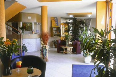 Hotel Balladins Toulon La Valette:  LA VALETTE
