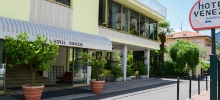 Hotel Venezia:  LAC DE GARDE