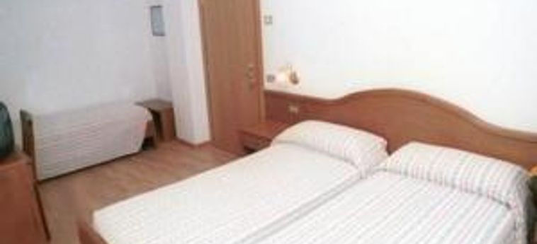 Hotel Fontanella Lac De Garde : Photo 