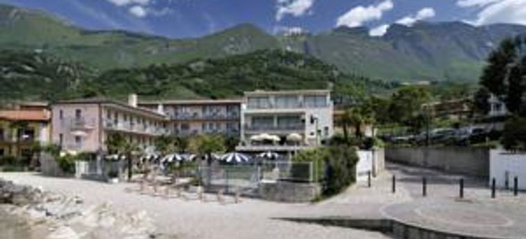 Hotel Castello Lake Front:  LAC DE GARDE