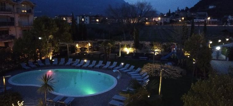 4 Limoni Apartment Resort:  LAC DE GARDE