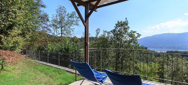 Hotel Beautiful Villa Bernardino With Pool Lac Majeur : Photo 