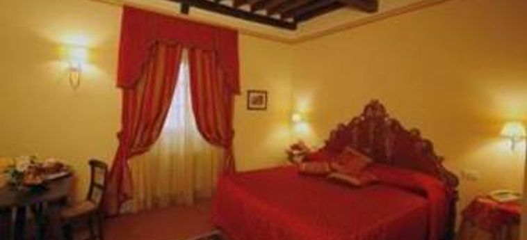 Hotel Relais Borgo San Pietro:  LAC TRASIMENE