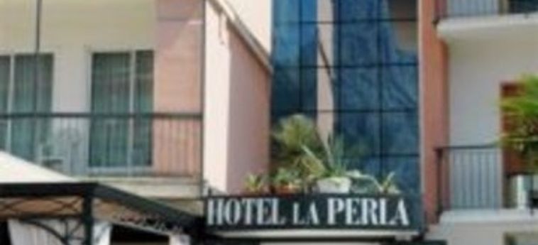 Hotel La Perla:  LAGO DE GARDA