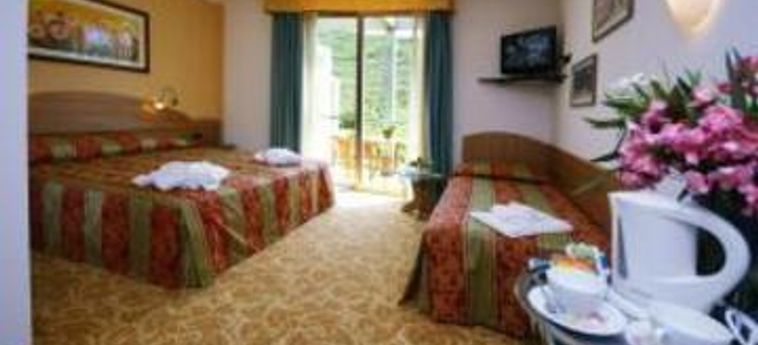 Hotel Ambassador Suite:  LAGO DE GARDA