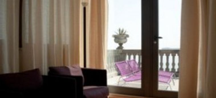 Hotel Bella Riva Lago De Garda: Foto 