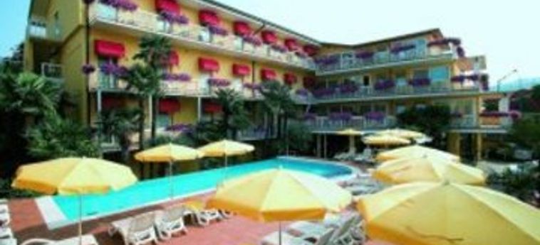 Hotel Capri:  LAGO DE GARDA
