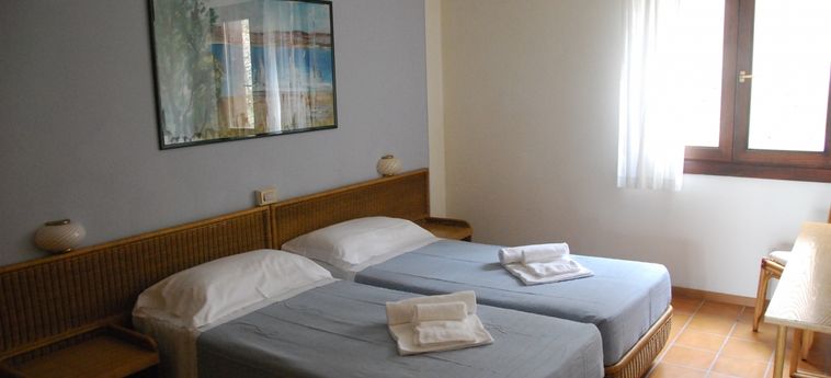 Hotel Poiano Resort Appartamenti:  LAGO DE GARDA