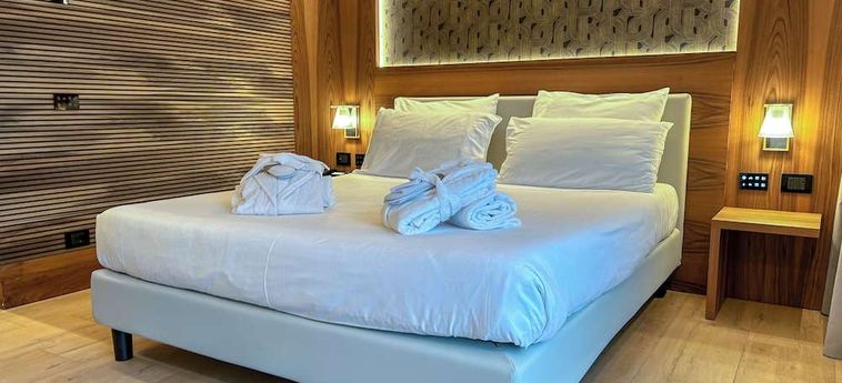 Alevic Hotel Sirmione Lago De Garda: Foto 