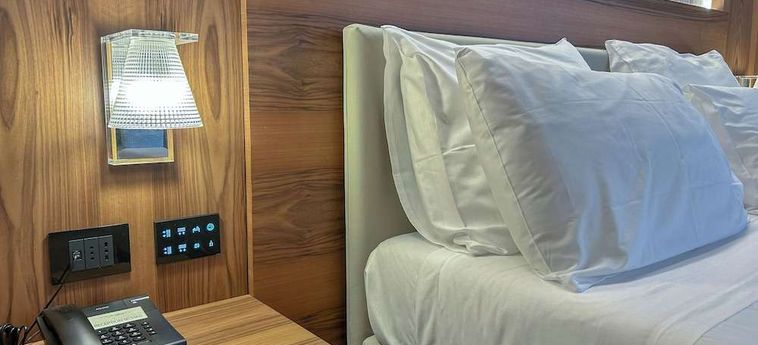Alevic Hotel Sirmione Lago De Garda: Foto 
