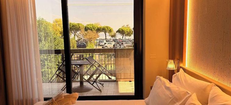 Alevic Hotel Sirmione Lago De Garda: Foto 
