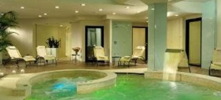 Rizzi Aquacharme Hotel & Spa:  LAGO DE ISEO