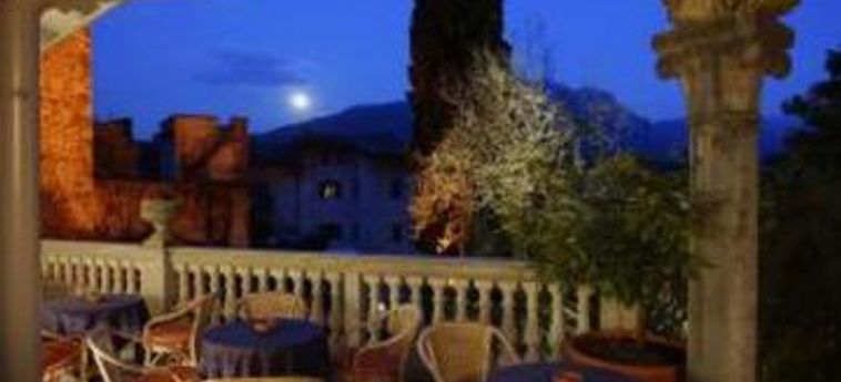 Hotel Villa Miravalle:  LAGO DI GARDA