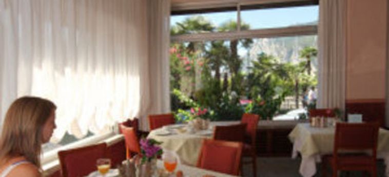 Hotel Riviera:  LAGO DI GARDA