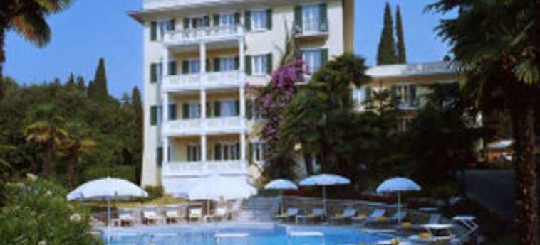 Hotel Villa Sofia:  LAGO DI GARDA