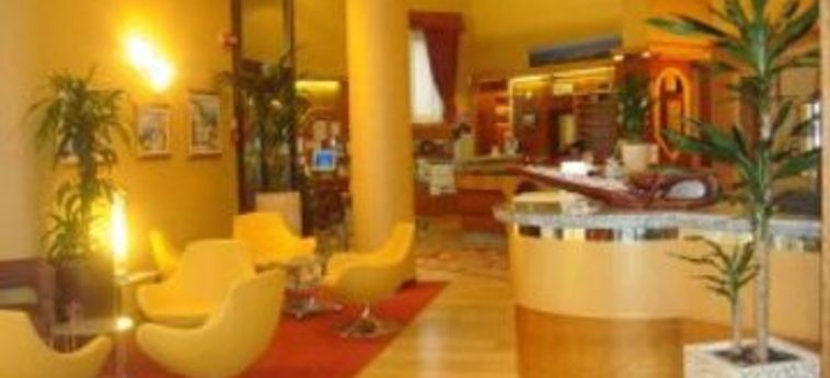 Hotel Vela D'oro:  LAGO DI GARDA