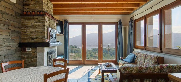 Hotel Beautiful Villa Bernardino With Pool Lago Maggiore: Foto 