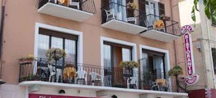 Albergo Ristorante La Terrazza Lago Mayor: Foto 