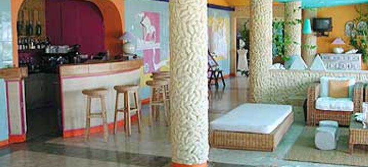 Hotel Aqua Meia Praia:  LAGOS - ALGARVE