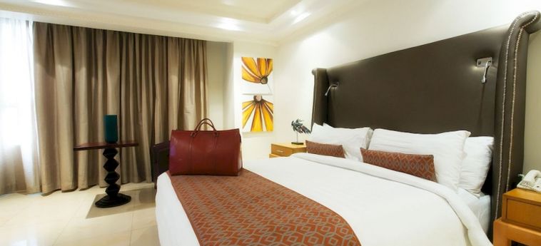 Victoria Crown Plaza Hotel:  LAGOS