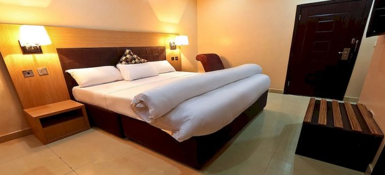Golfview Hotel & Suites:  LAGOS