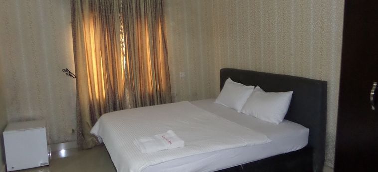 Hotel Green Royal Suites Annex:  LAGOS