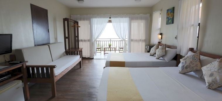 Hotel Palm Beach Resort:  LAIYA
