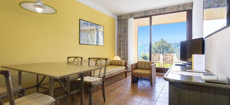 Hotel Poiano Resort Appartamenti:  LAKE GARDA 