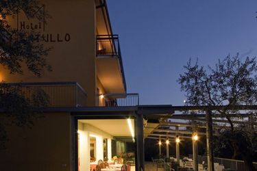 Hotel Catullo:  LAKE GARDA 