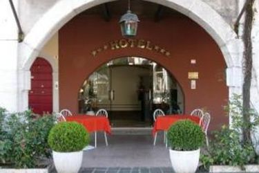 Hotel Piroscafo:  LAKE GARDA 