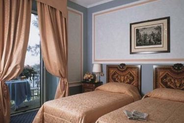 Grand Hotel Des Iles Borromees:  LAKE MAGGIORE