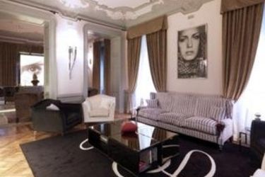 Hotel Villa Crespi:  LAKE MAGGIORE