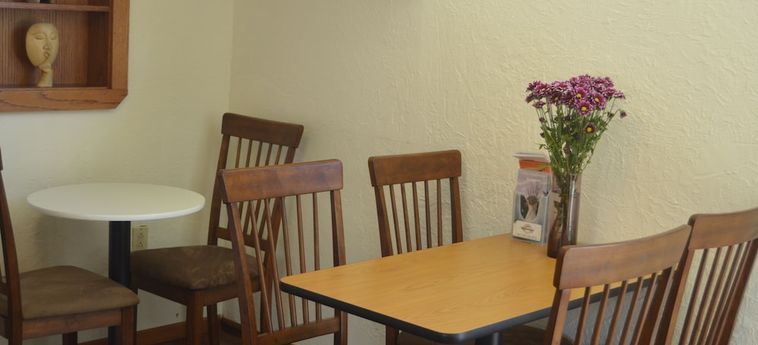 Hotel Holiday Lodge Motel Campground Lander (Wy) : Photo 