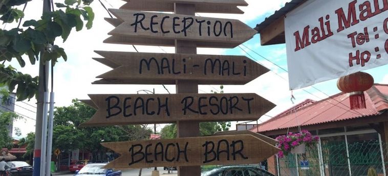 Hotel Mali-Mali Beach Resort:  LANGKAWI