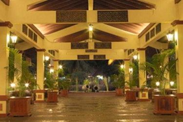 Hotel Holiday Villa Beach Resort & Spa Langkawi:  LANGKAWI