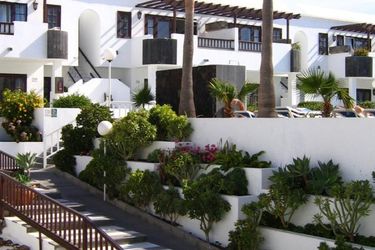 Hotel Plaza Azul:  LANZAROTE - CANARY ISLANDS