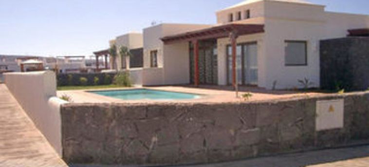 Hotel Villas Las Arecas Luxe:  LANZAROTE - KANARISCHE INSELN