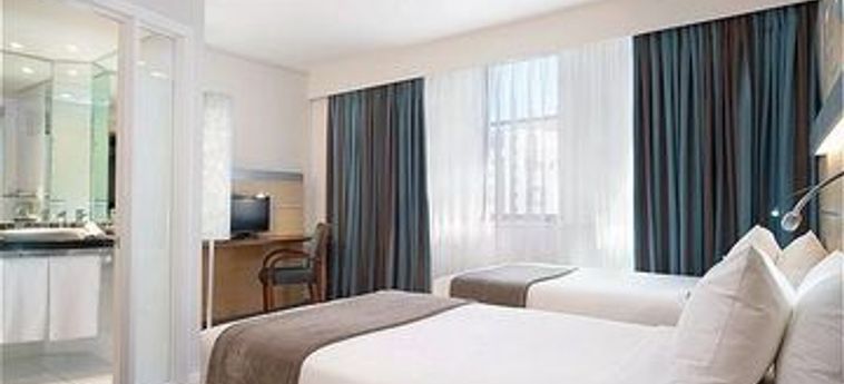 Hotel Holiday Inn Express Cape Town City Centre:  LE CAP