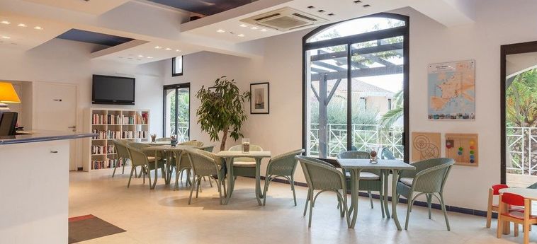 Hotel Pierre &Amp; Vacances Residence L'anse De Pramousquier Le Lavandou: Foto 
