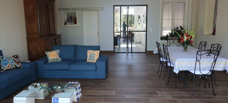 Hotel Au Jardin De L'éventail Le Mans: Foto 