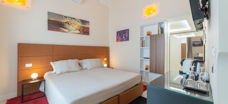 Hotel Y Arcillos Luxury Rooms:  LECCE
