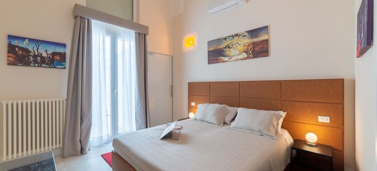 Hotel Y Arcillos Luxury Rooms:  LECCE