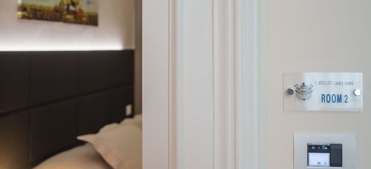 Hotel Y Arcillos Luxury Rooms:  LECCE