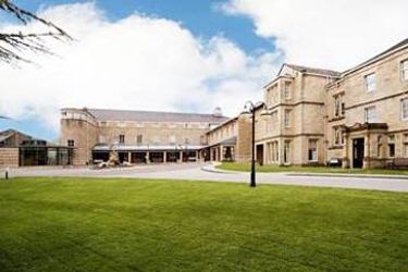Weetwood Hall Conference Centre & Hotel:  LEEDS